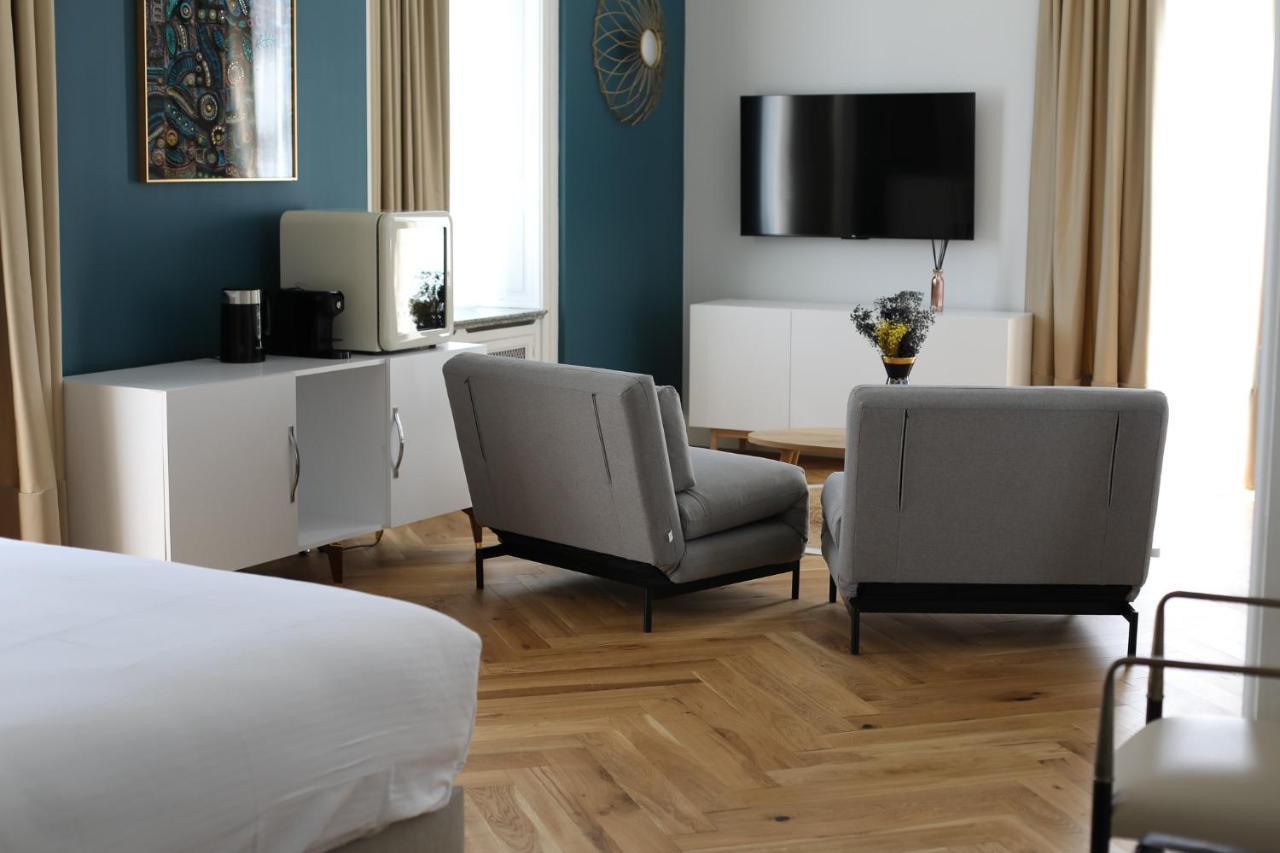 Sequoias Golf & Ressort Hotel Ruy-Montceau Ngoại thất bức ảnh
