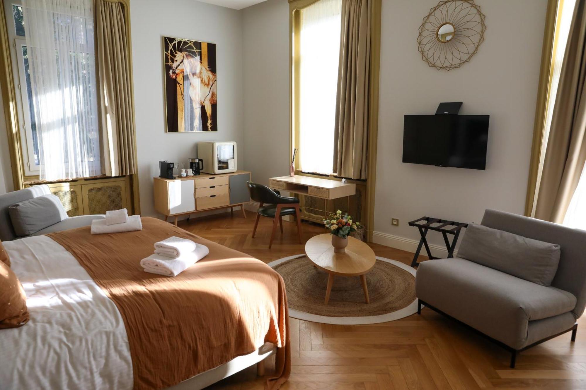 Sequoias Golf & Ressort Hotel Ruy-Montceau Ngoại thất bức ảnh