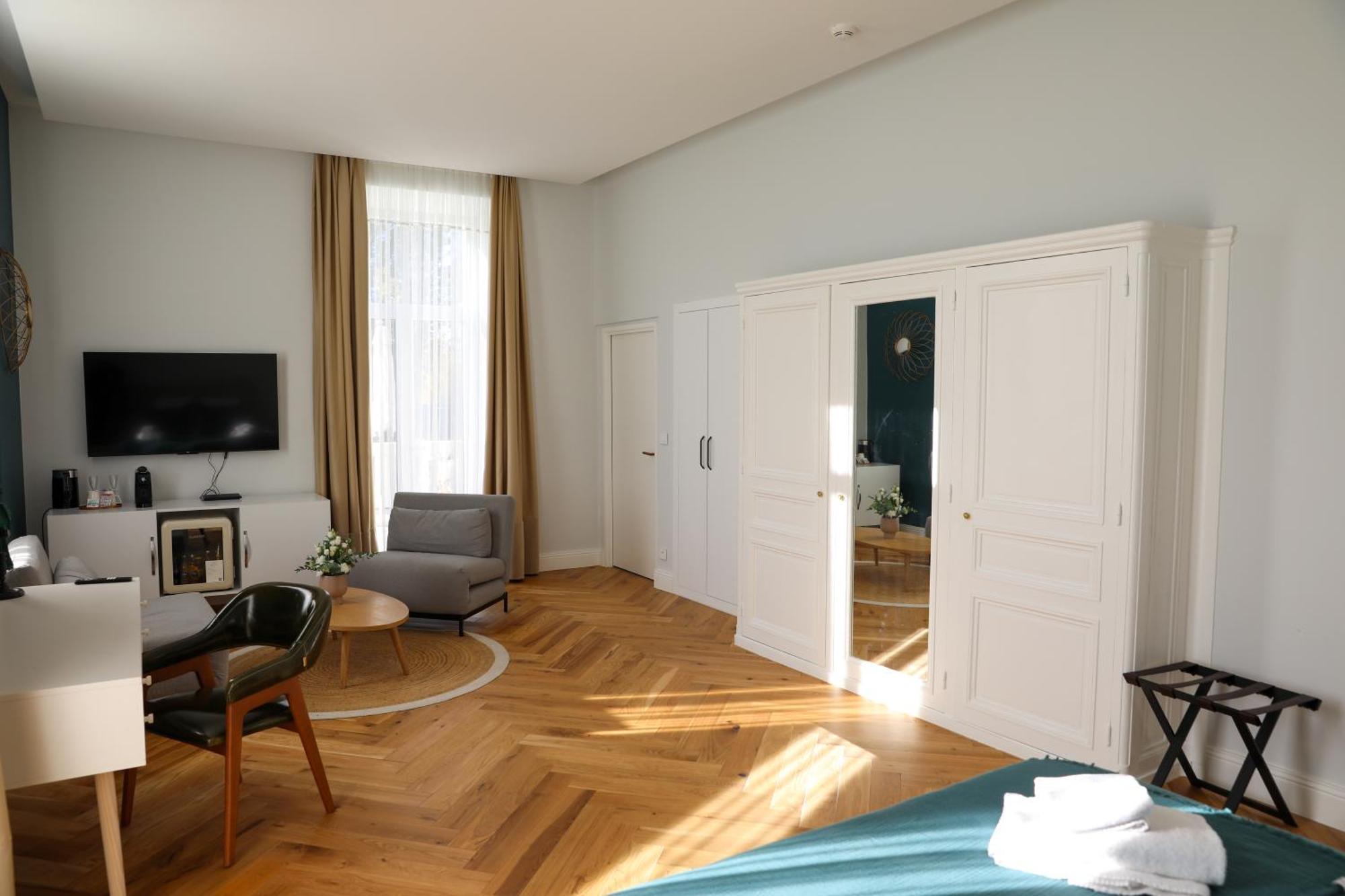 Sequoias Golf & Ressort Hotel Ruy-Montceau Ngoại thất bức ảnh